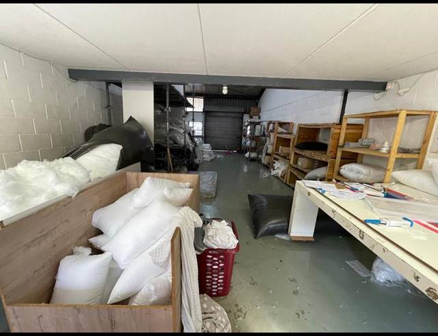 INDUSTRIAL PROPERTY TO RENT IN HENNOPSPARK